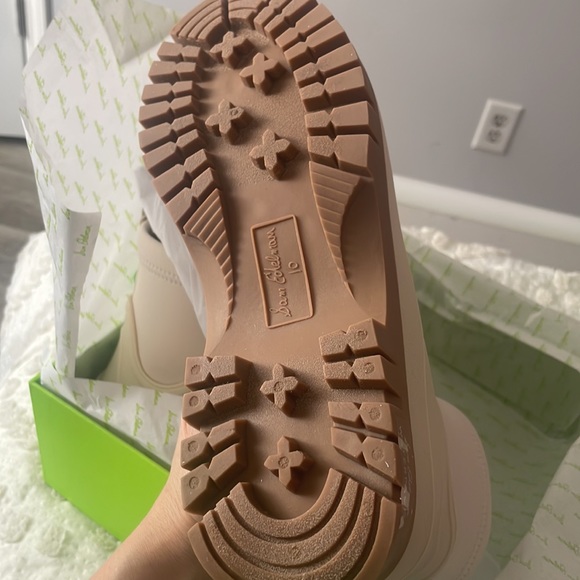 ✨NEW!✨Sam Edelman Louisa Modern Ivory Rubber/Neoprene Rain Boots - Picture 8 of 8